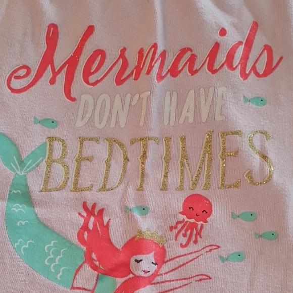 Carter's Pink Mermaid Kids Top and Shorts Sleepset. In good used condition, 4T - Picture 4 of 6
